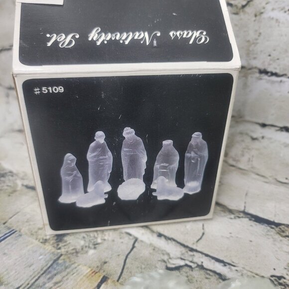 Vtg Glass Nativity Set By Gorgeous Designs Inc 6 Piece Clear With Mirror 7471 - Picture 9 of 9